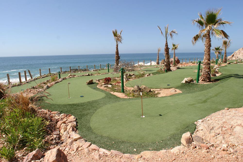 Tucson synthetic putting green