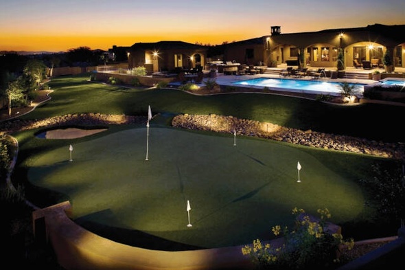 Tucson backyard putting green