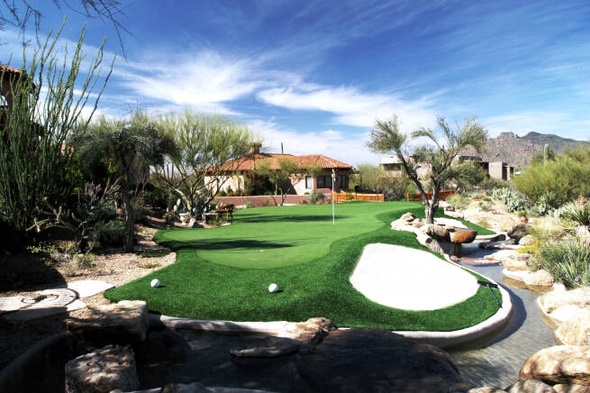 Tucson backyard putting green