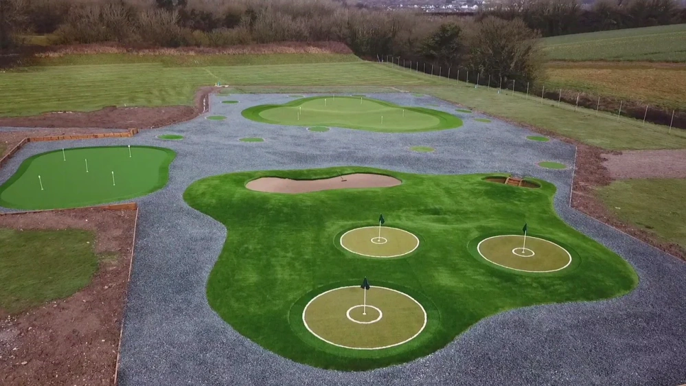 Turf Selection for Putting Greens vs. Tee Lines vs. Chipping Areas in Tucson